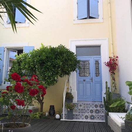 Notre Maison Aux Volets Bleus Ouveillan Luaran gambar